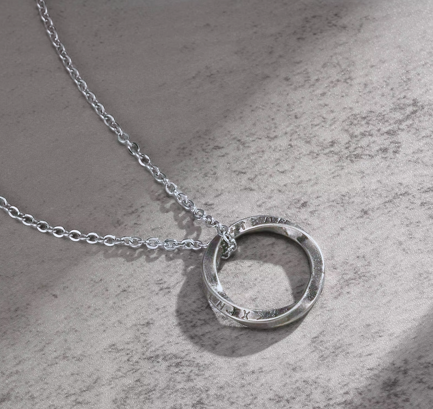 Valor Mobius Necklace