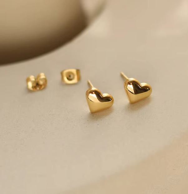 Dainty Heart Studs