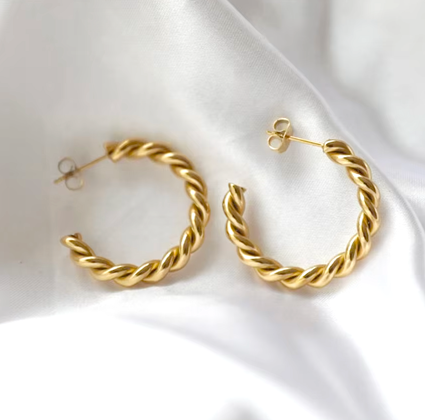 Twist Studs Earrings