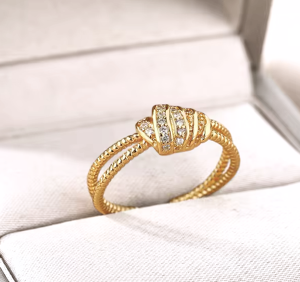 Radiant Knot Ring